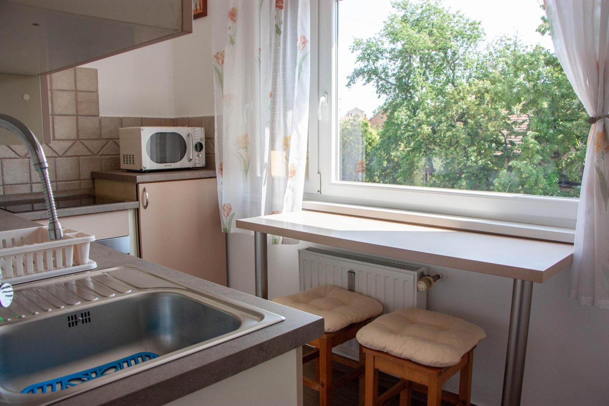 Aquarius Apartman Szeged Exterior foto